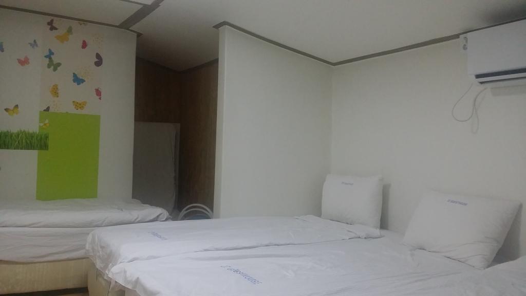Myeongdong Guesthouse Seoul Phòng bức ảnh