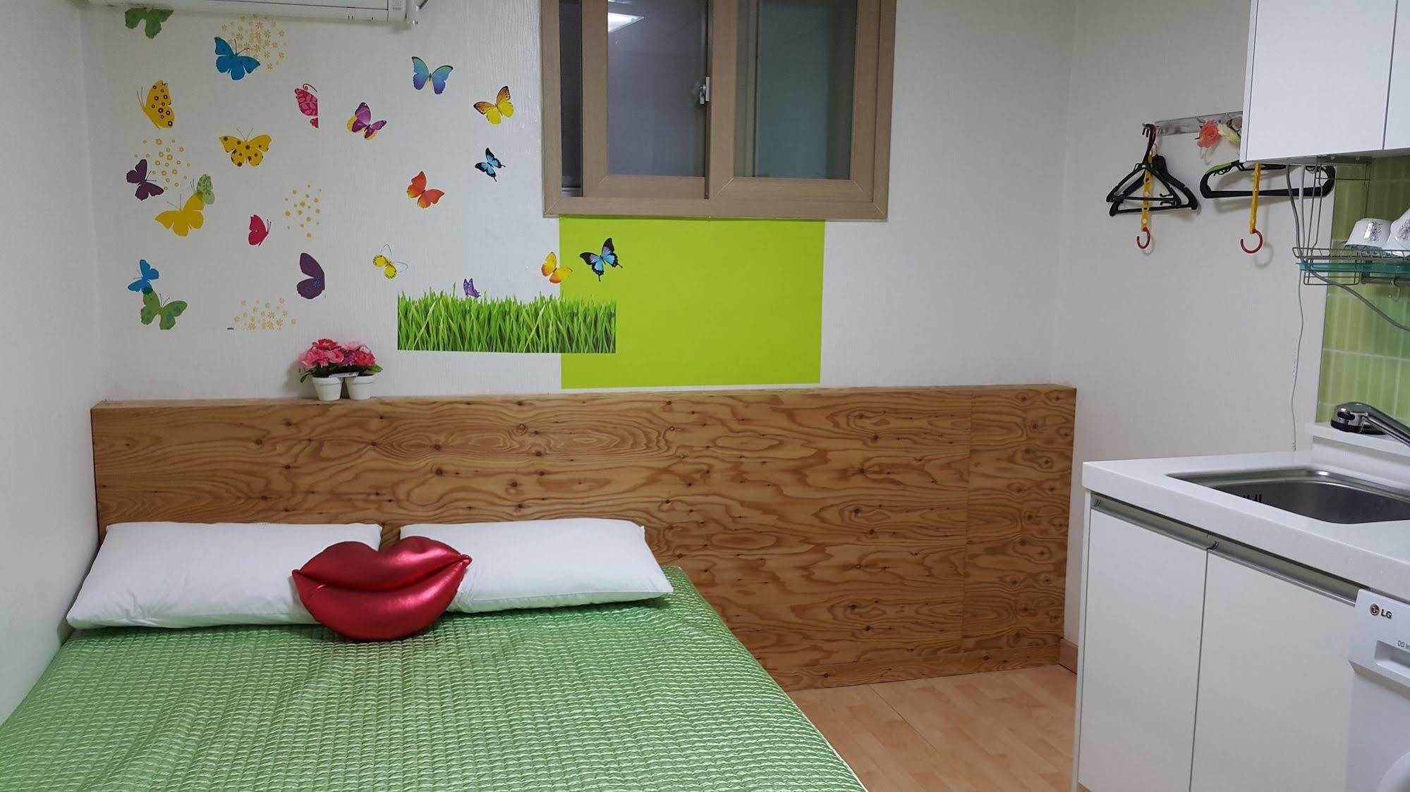 Myeongdong Guesthouse Seoul Ngoại thất bức ảnh